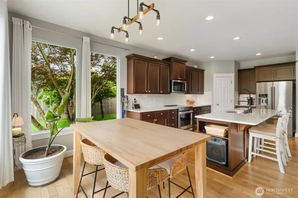 17845 Irwin Street SW Rochester WA 98579