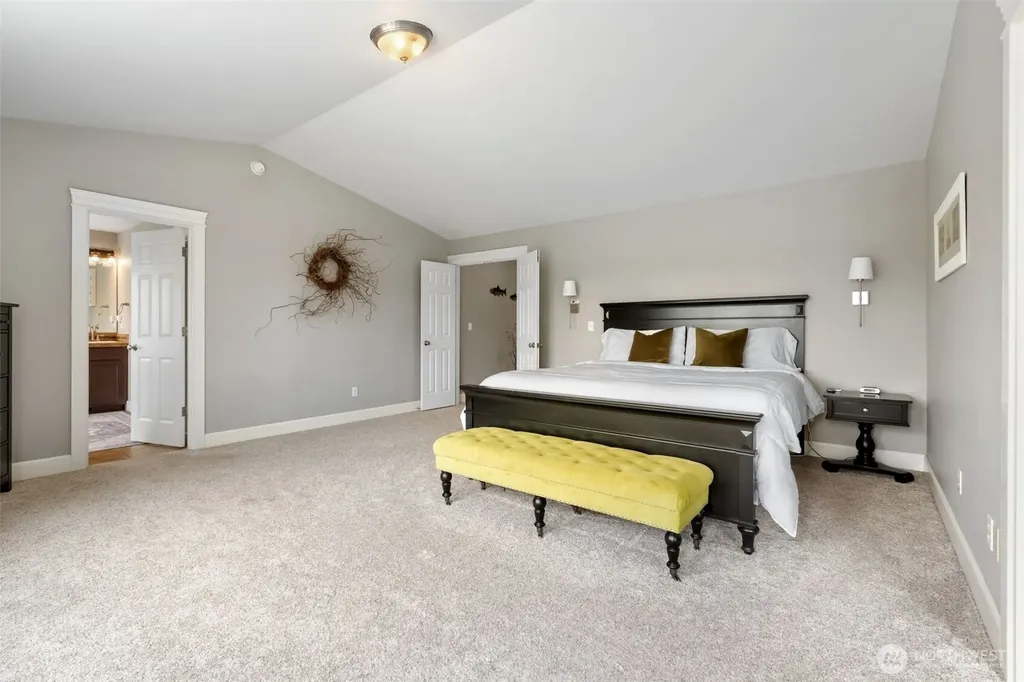 17845 Irwin Street SW Rochester WA 98579