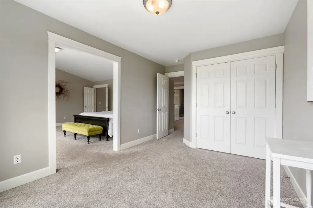 17845 Irwin Street SW Rochester WA 98579