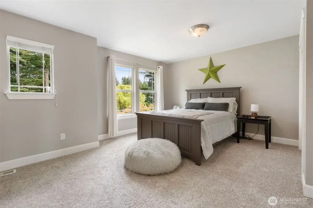 17845 Irwin Street SW Rochester WA 98579