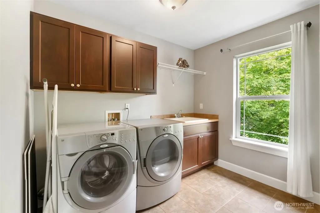 17845 Irwin Street SW Rochester WA 98579