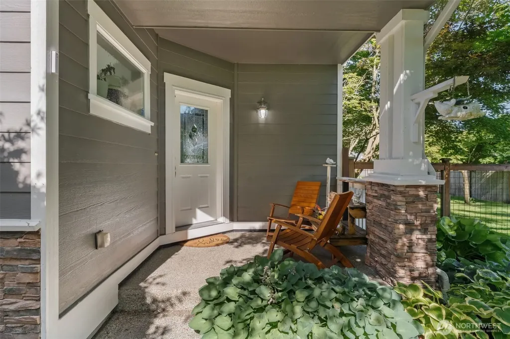 17845 Irwin Street SW Rochester WA 98579