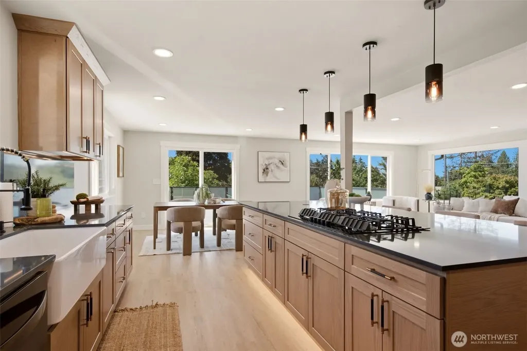 502 23rd Avenue Milton WA 98354