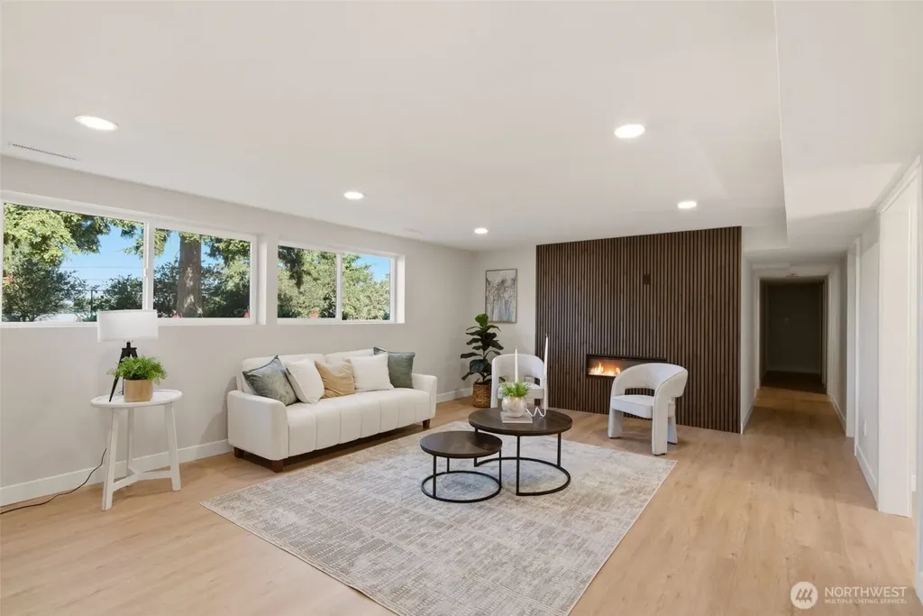 502 23rd Avenue Milton WA 98354