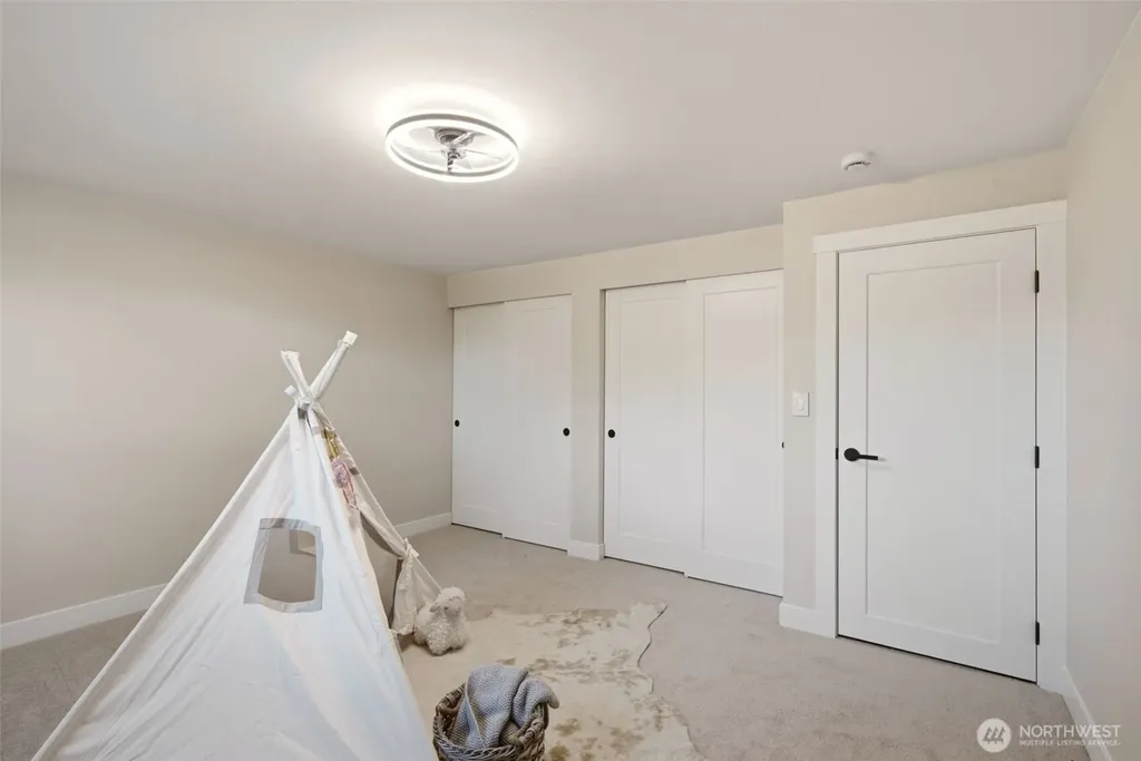 502 23rd Avenue Milton WA 98354