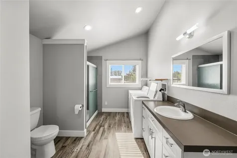 458 E Stretch Island Road S Grapeview WA 98546