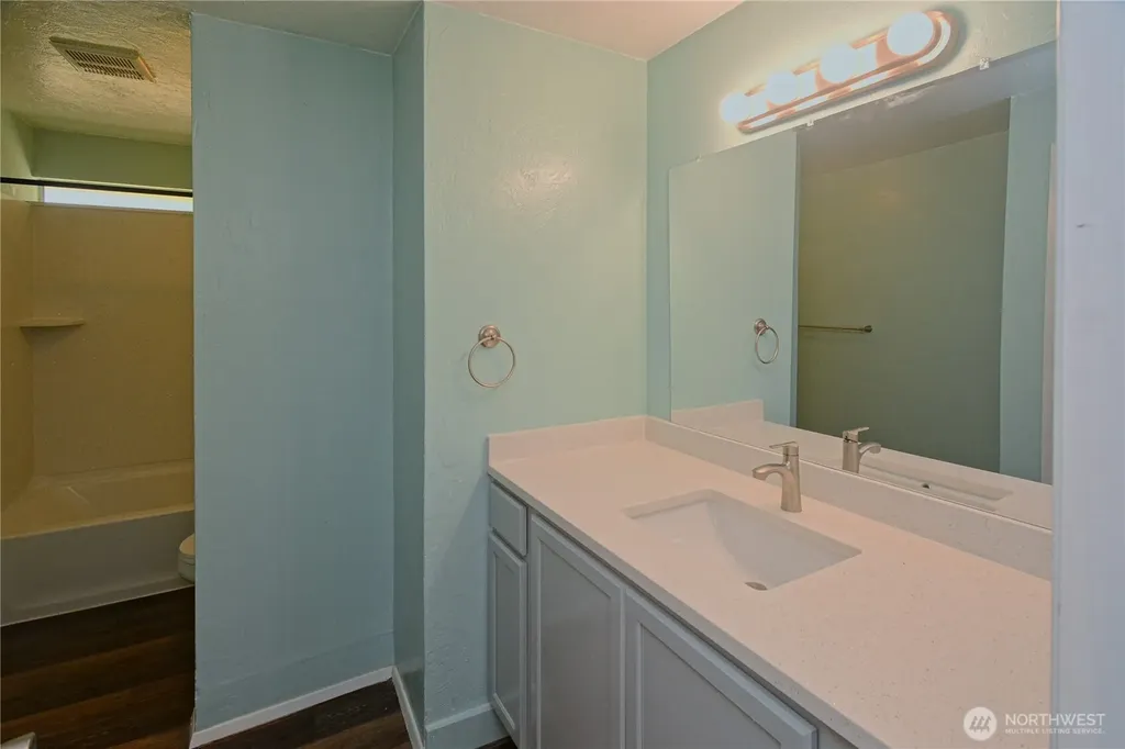 11410 Prairie Court SE Olympia WA 98513