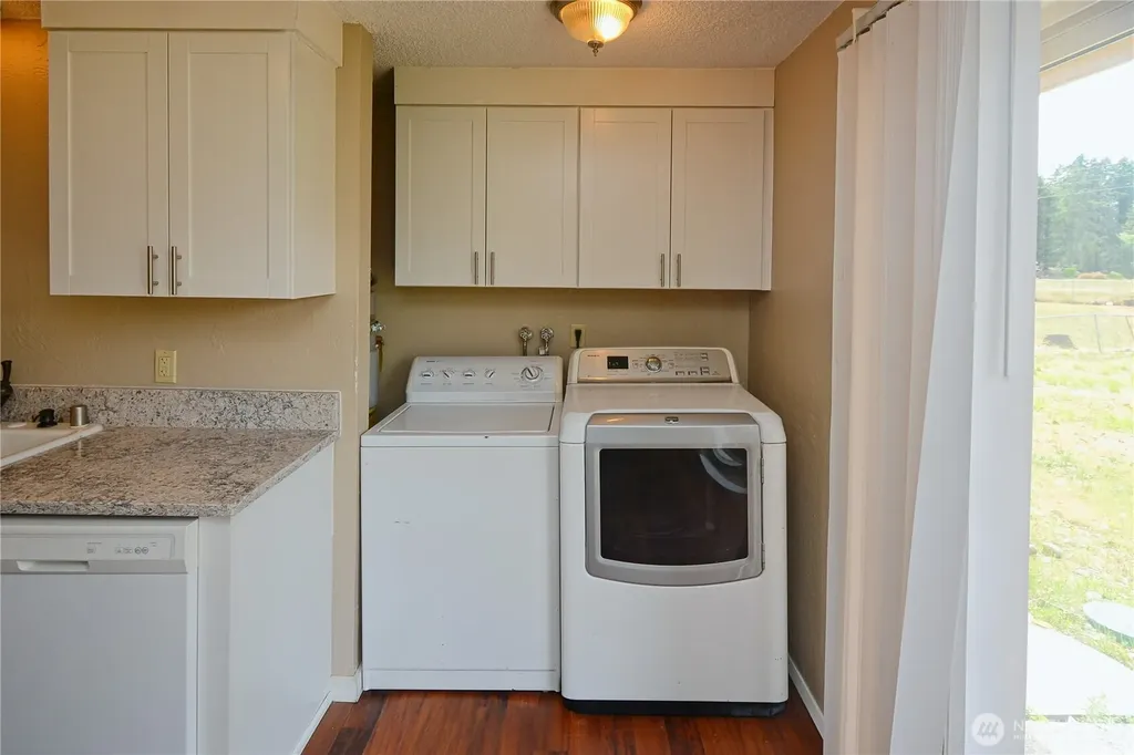 11410 Prairie Court SE Olympia WA 98513