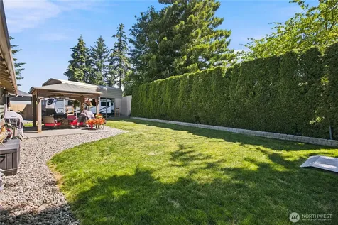 28504 23rd Avenue S Federal Way WA 98003