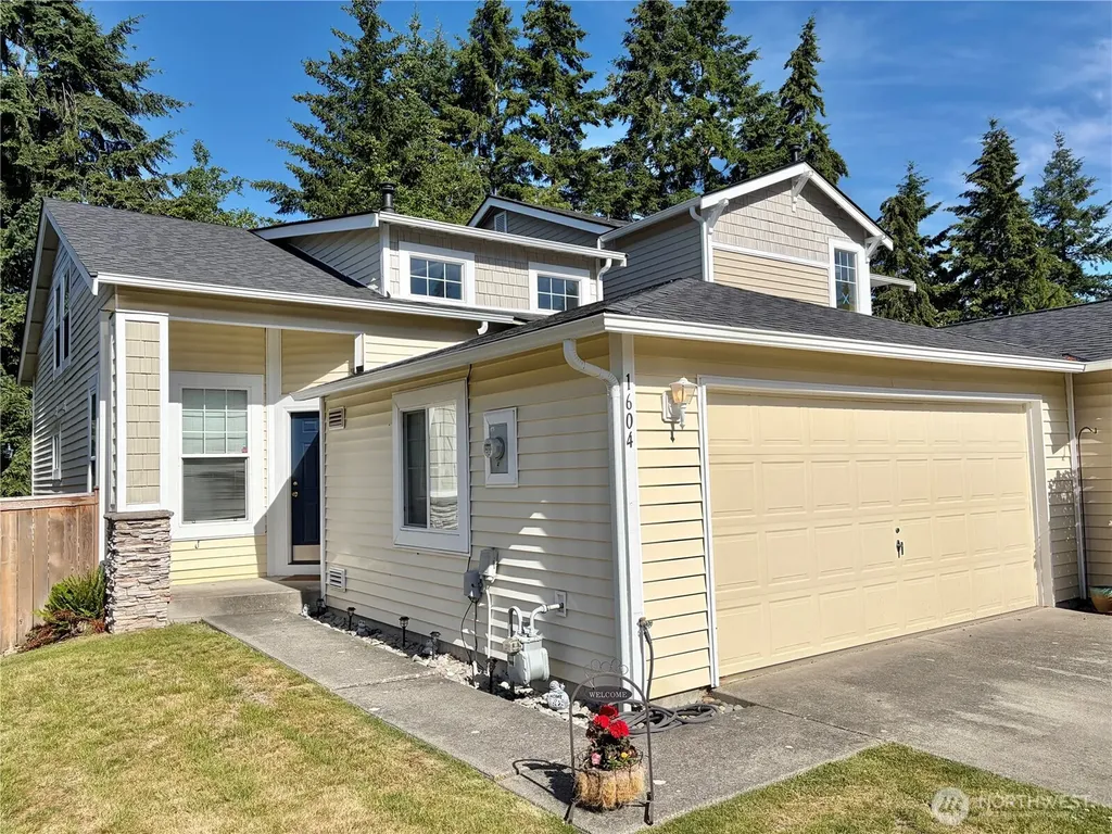 1604 NW Seasons Lane Silverdale WA 98383