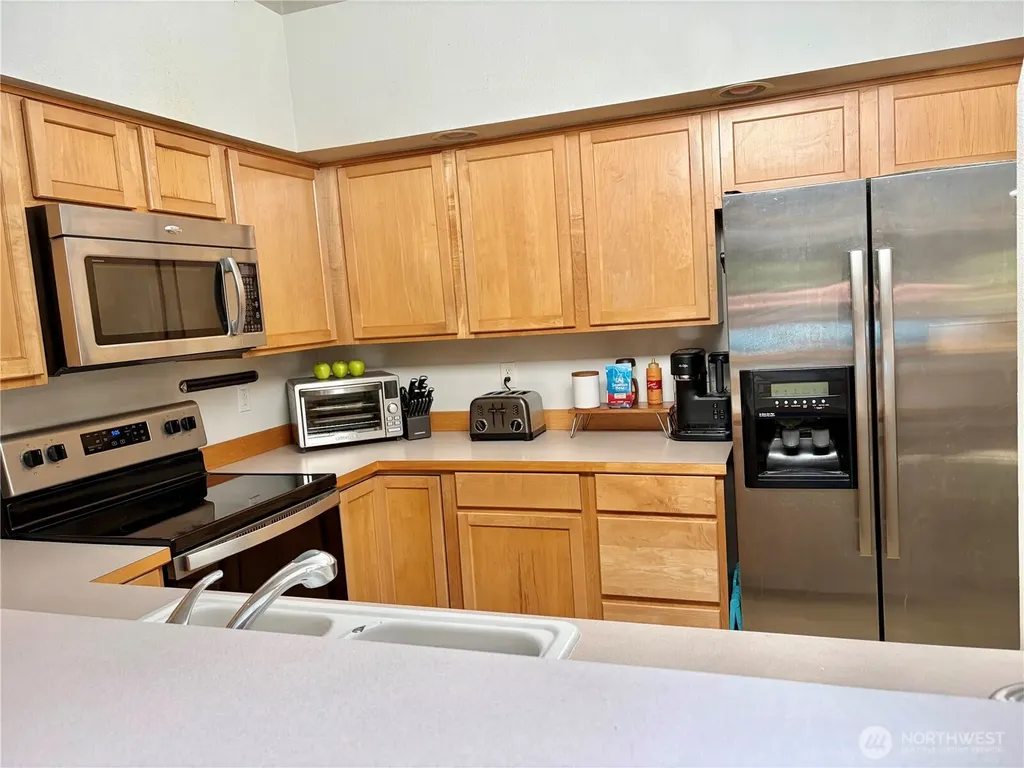 1604 NW Seasons Lane Silverdale WA 98383