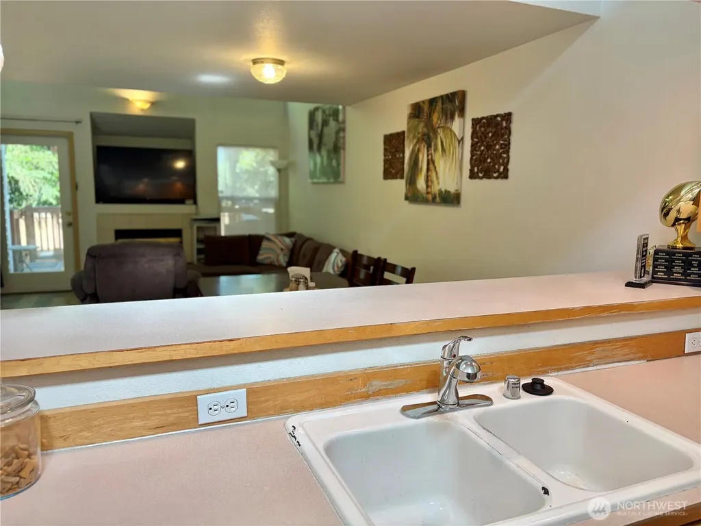 1604 NW Seasons Lane Silverdale WA 98383