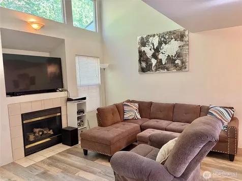 1604 NW Seasons Lane Silverdale WA 98383