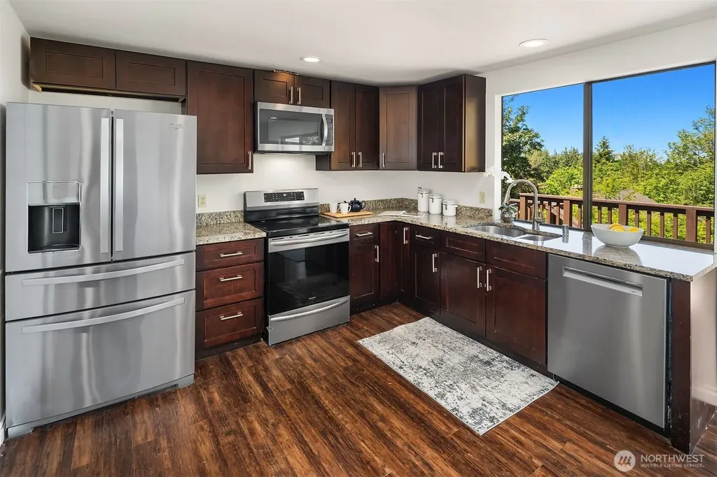 14428 SE 49th Street Bellevue WA 98006