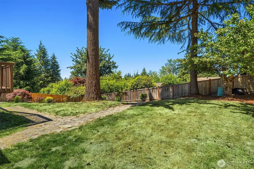 14428 SE 49th Street Bellevue WA 98006