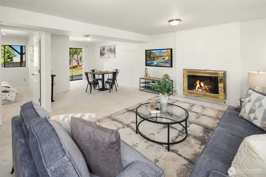 14428 SE 49th Street Bellevue WA 98006
