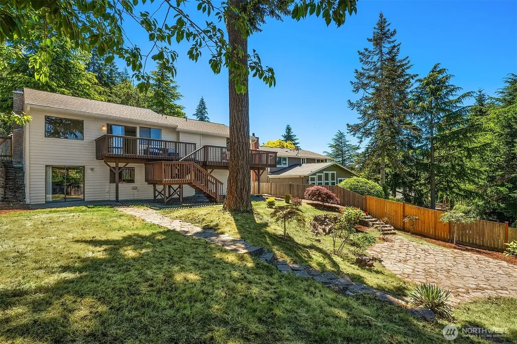 14428 SE 49th Street Bellevue WA 98006