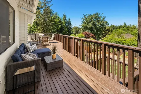 14428 SE 49th Street Bellevue WA 98006