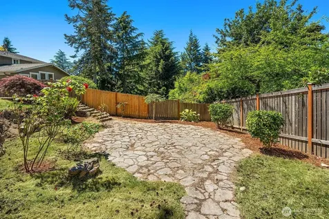 14428 SE 49th Street Bellevue WA 98006