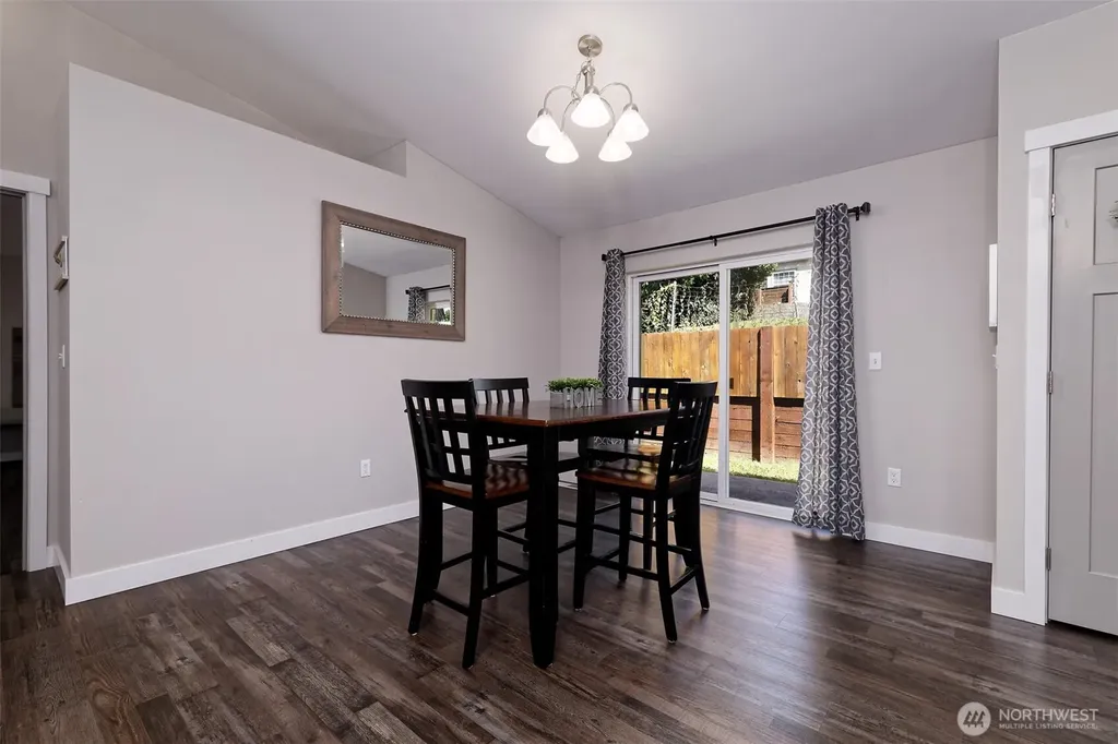 5031 E Rasor Road W Belfair WA 98528