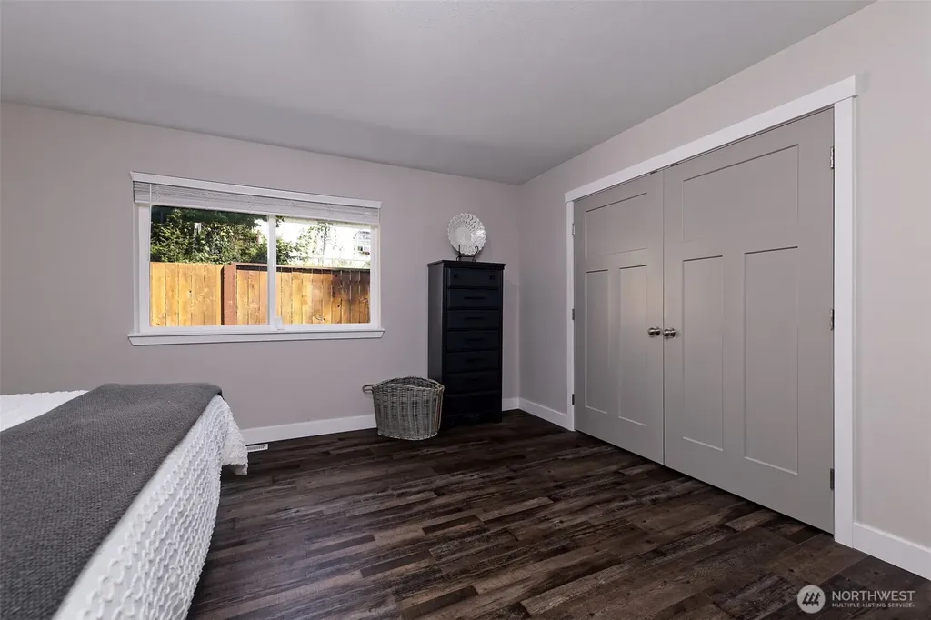 5031 E Rasor Road W Belfair WA 98528