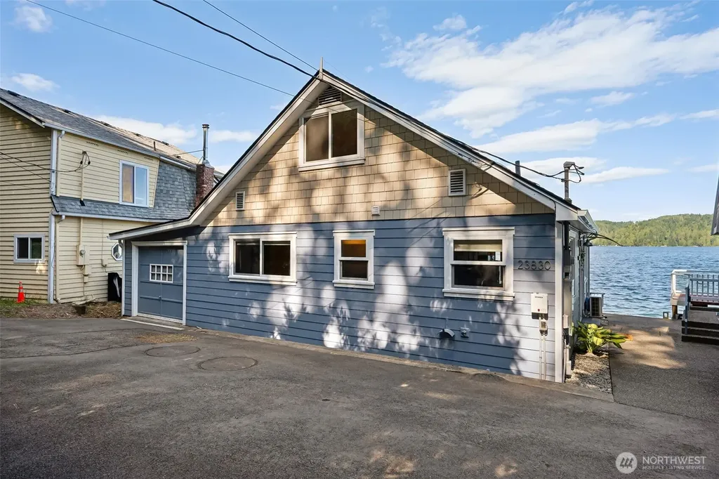 23830 N Us Highway 101 Hoodsport WA 98548