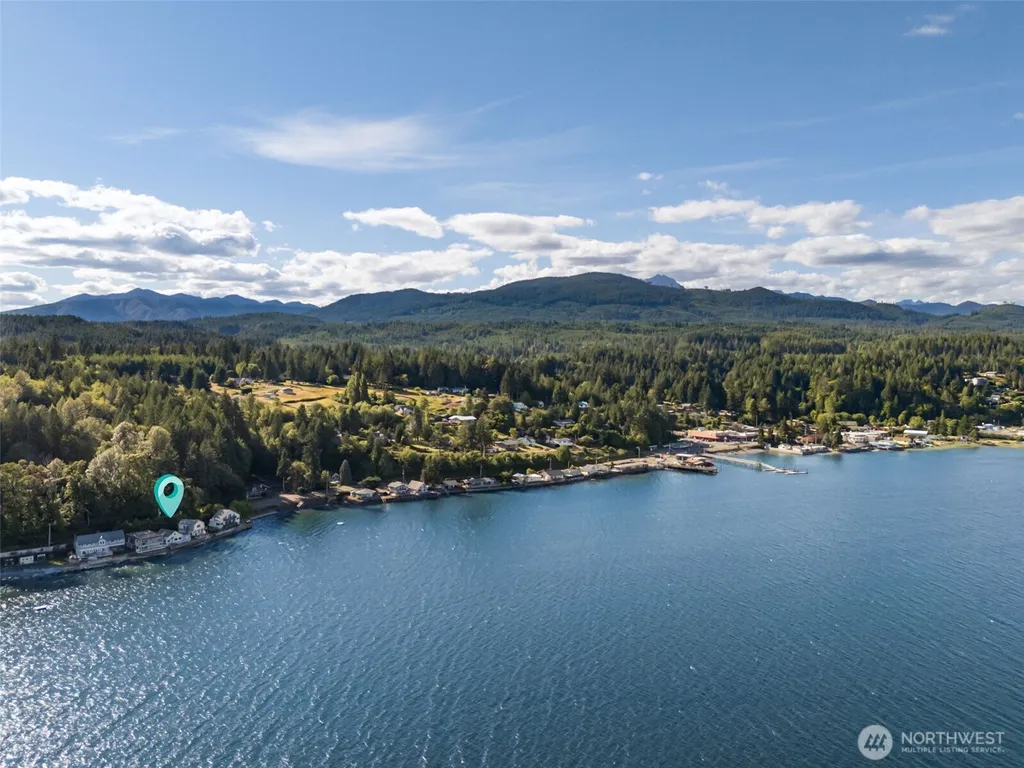 23830 N Us Highway 101 Hoodsport WA 98548