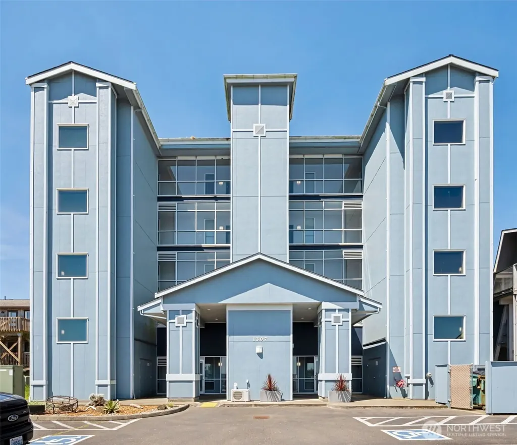 1307 Ocean Shores Boulevard SW Ocean Shores WA 98569