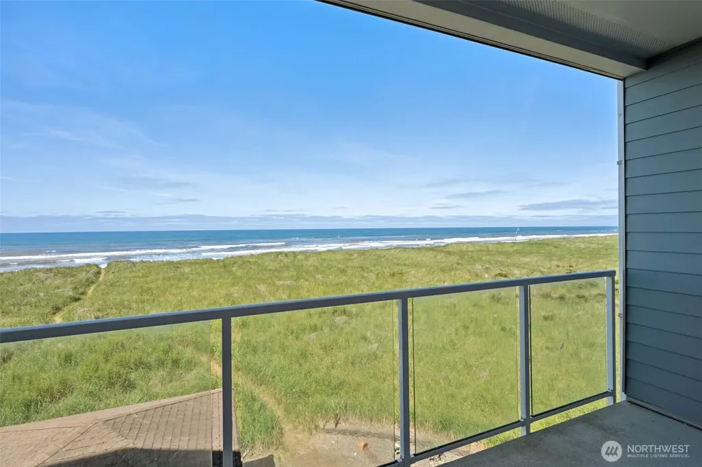 1307 Ocean Shores Boulevard SW Ocean Shores WA 98569