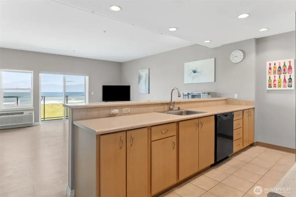 1307 Ocean Shores Boulevard SW Ocean Shores WA 98569