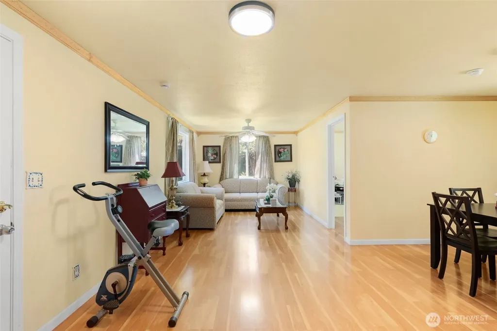 30621 8th Place S Federal Way WA 98003
