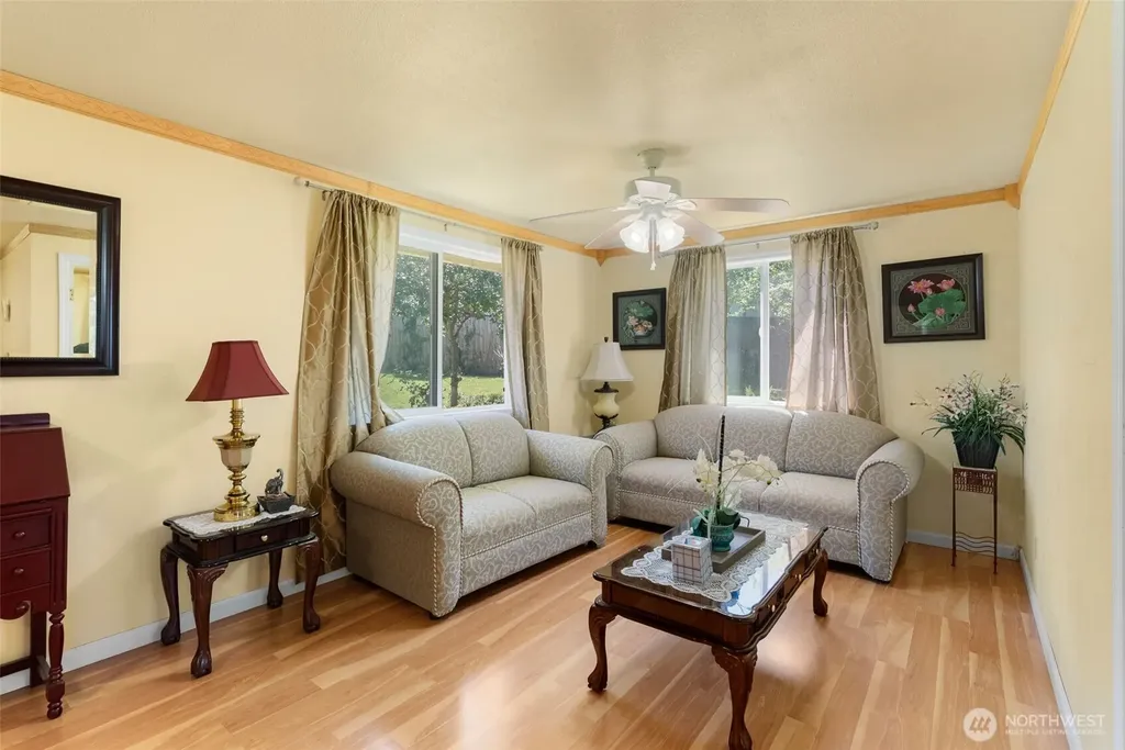 30621 8th Place S Federal Way WA 98003