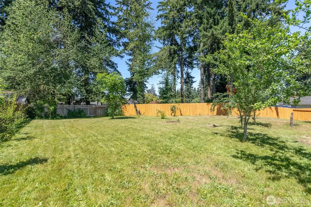30621 8th Place S Federal Way WA 98003