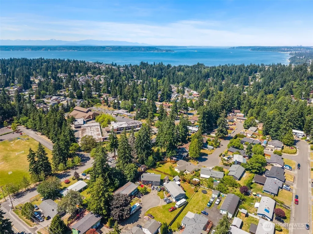 30621 8th Place S Federal Way WA 98003