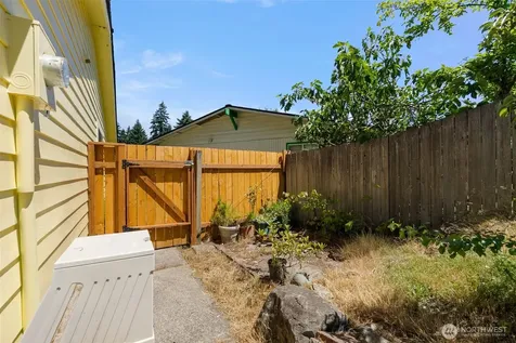 30621 8th Place S Federal Way WA 98003