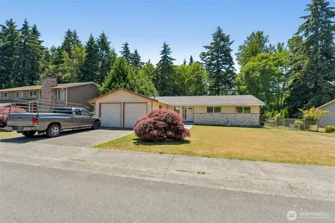 521 SW 317th Place Federal Way WA 98023