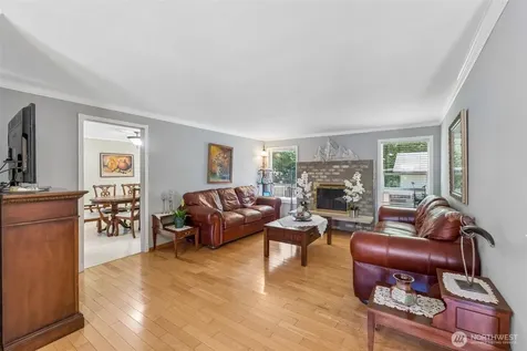 521 SW 317th Place Federal Way WA 98023