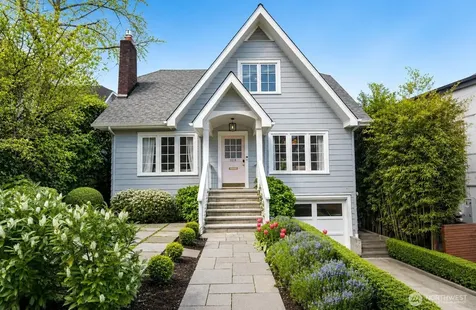 2218 E Mcgraw Street Seattle WA 98112