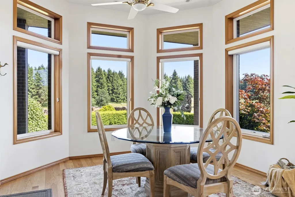 12540 123rd Avenue SE Rainier WA 98576