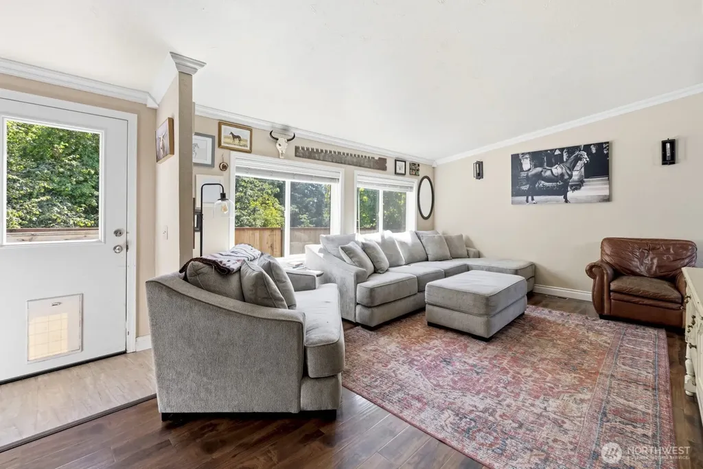 12540 123rd Avenue SE Rainier WA 98576