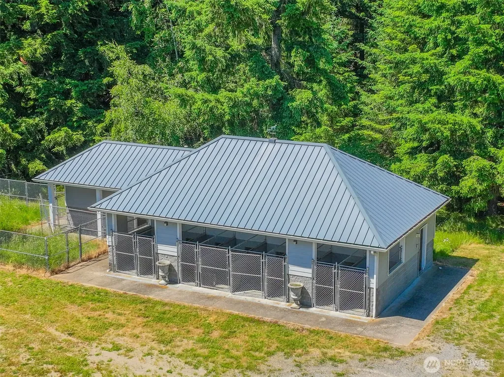 12540 123rd Avenue SE Rainier WA 98576