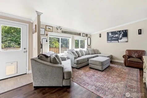 12540 123rd Avenue SE Rainier WA 98576