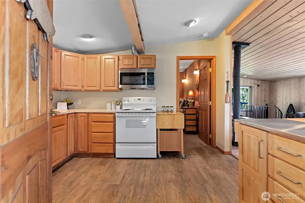 1012 S Lake Roesiger Road Snohomish WA 98290