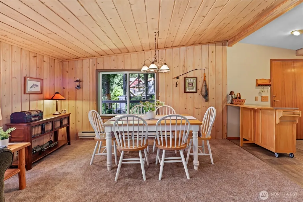 1012 S Lake Roesiger Road Snohomish WA 98290
