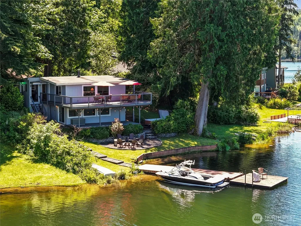 1012 S Lake Roesiger Road Snohomish WA 98290