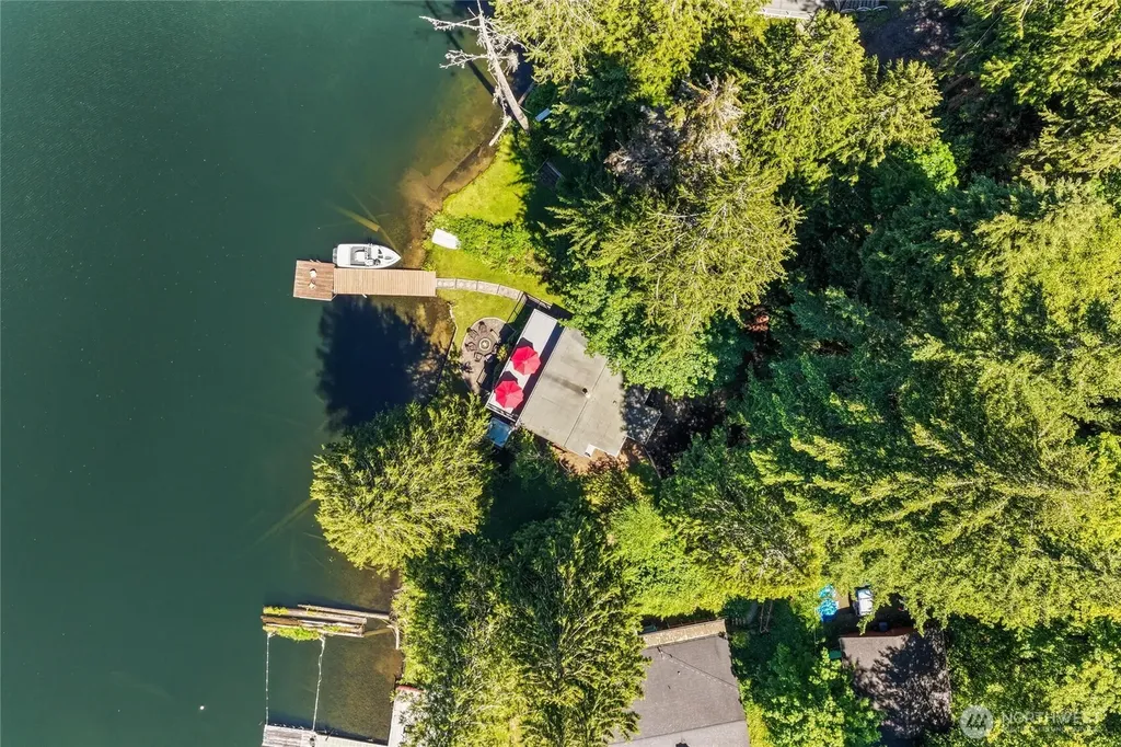 1012 S Lake Roesiger Road Snohomish WA 98290