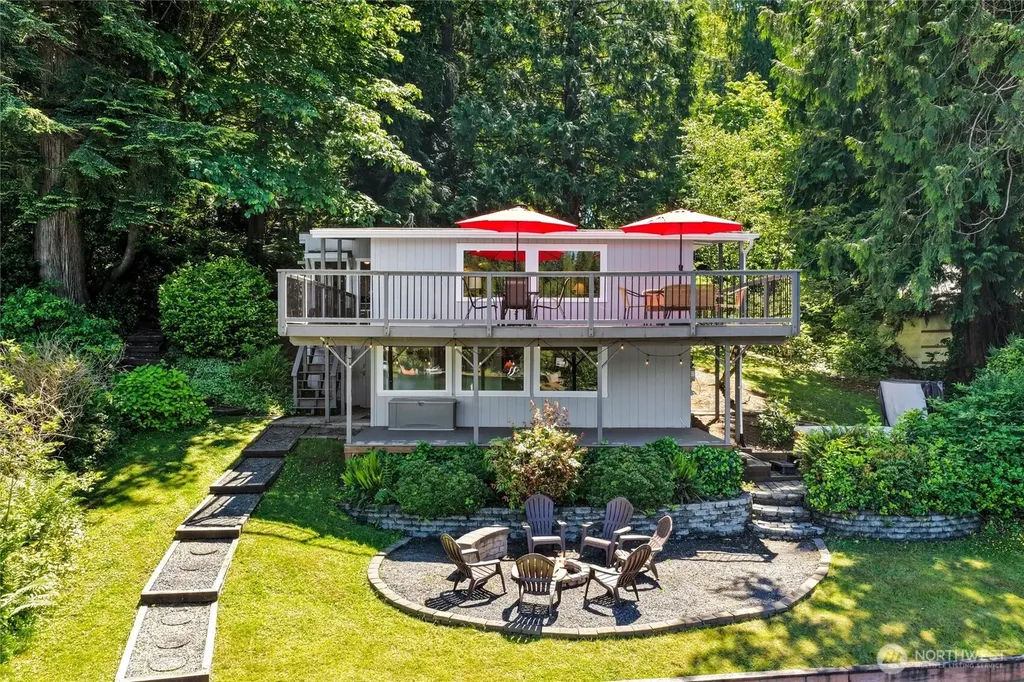 1012 S Lake Roesiger Road Snohomish WA 98290