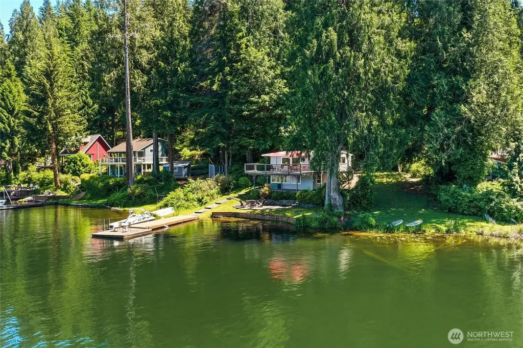 1012 S Lake Roesiger Road Snohomish WA 98290