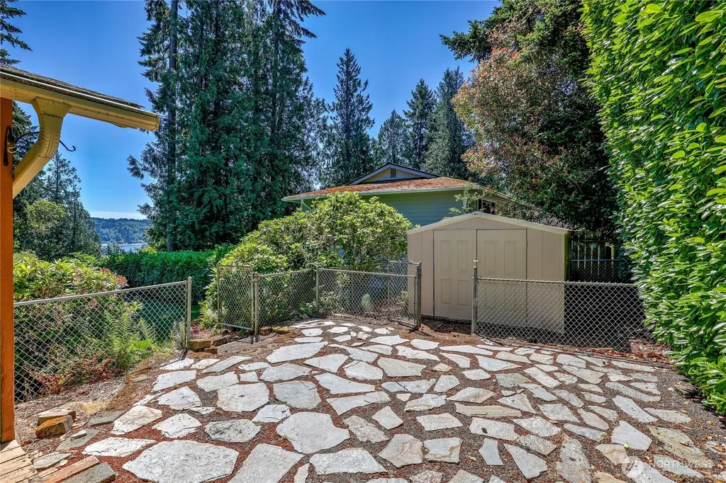 5929 Fern Avenue NE Bremerton WA 98311