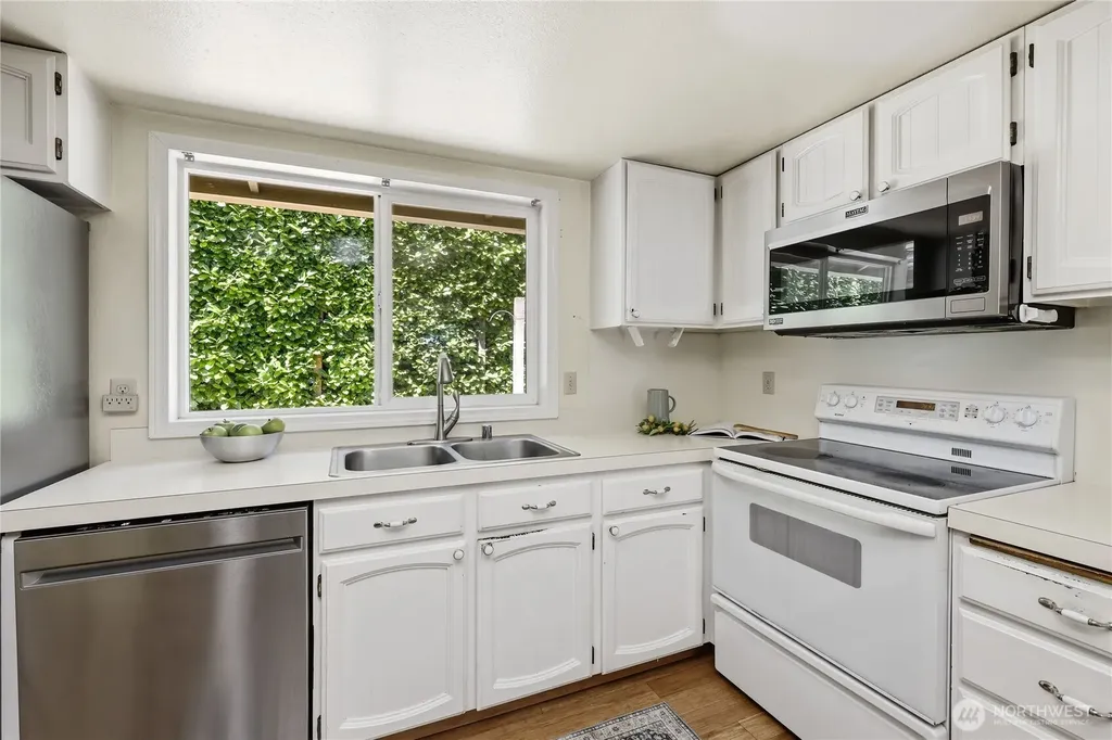 5929 Fern Avenue NE Bremerton WA 98311